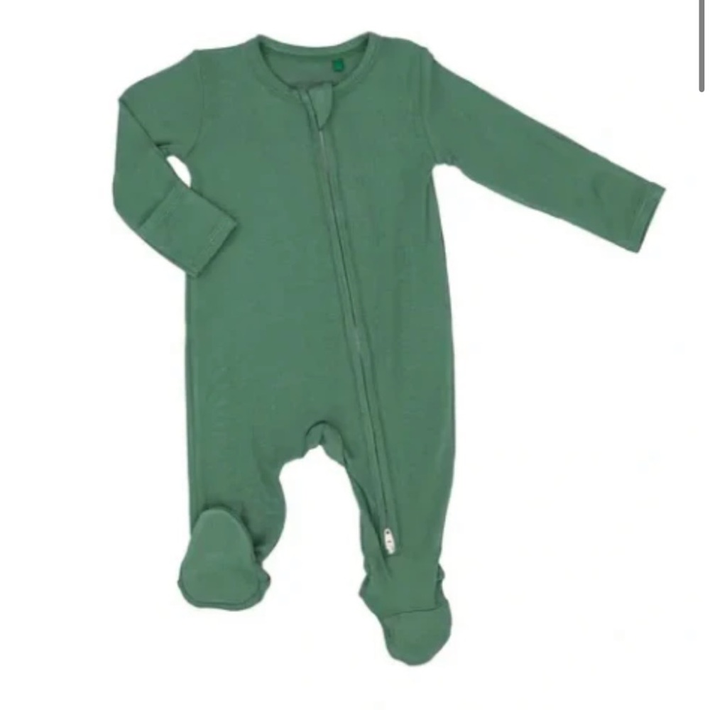 NWT Angel Dear Zipper Footie Deep Grass Green Bamboo 3-6 mo